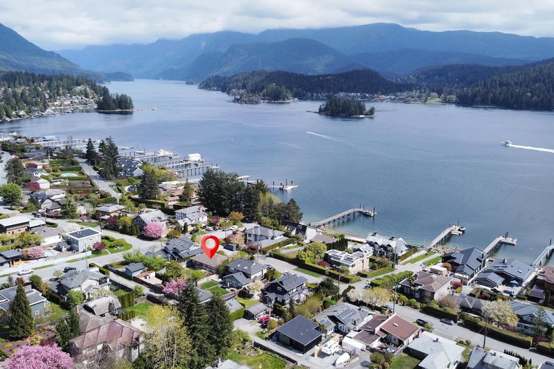 463 Beachview Drive, North Vancouver, British Columbia