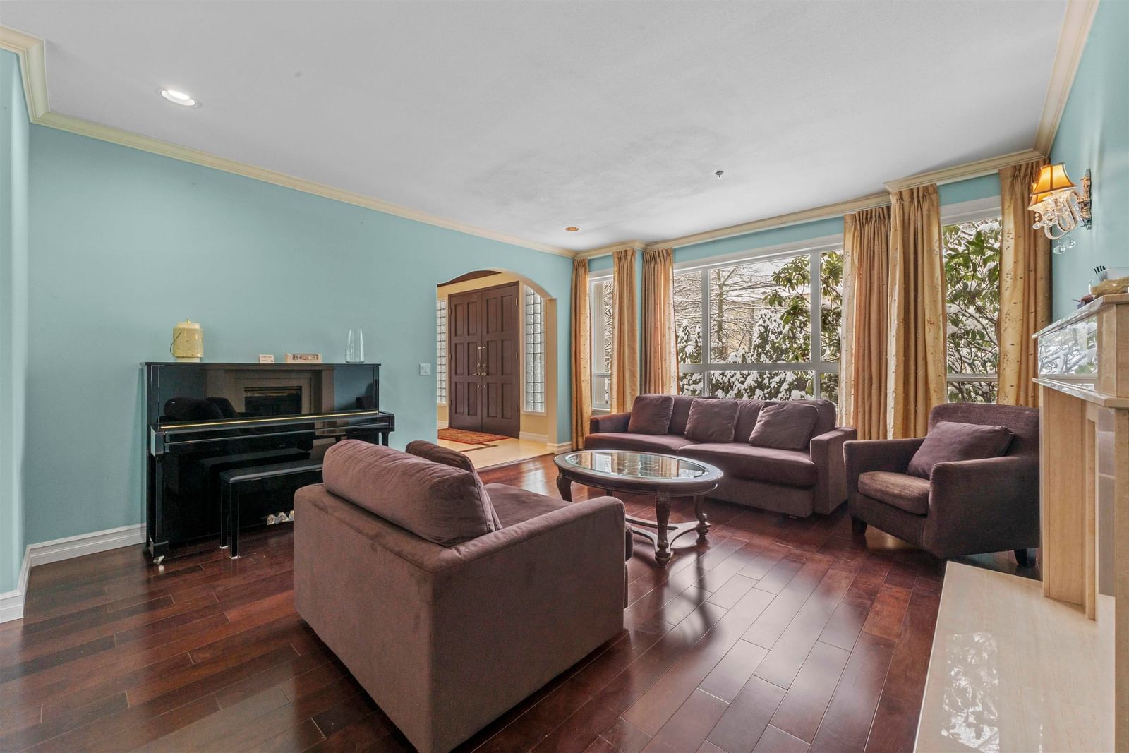 Listing Image 15