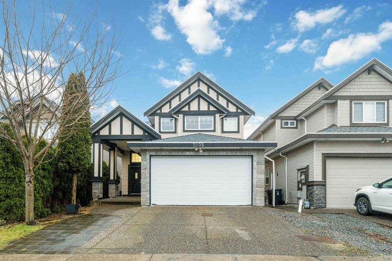 7235 199a Street, Langley, British Columbia