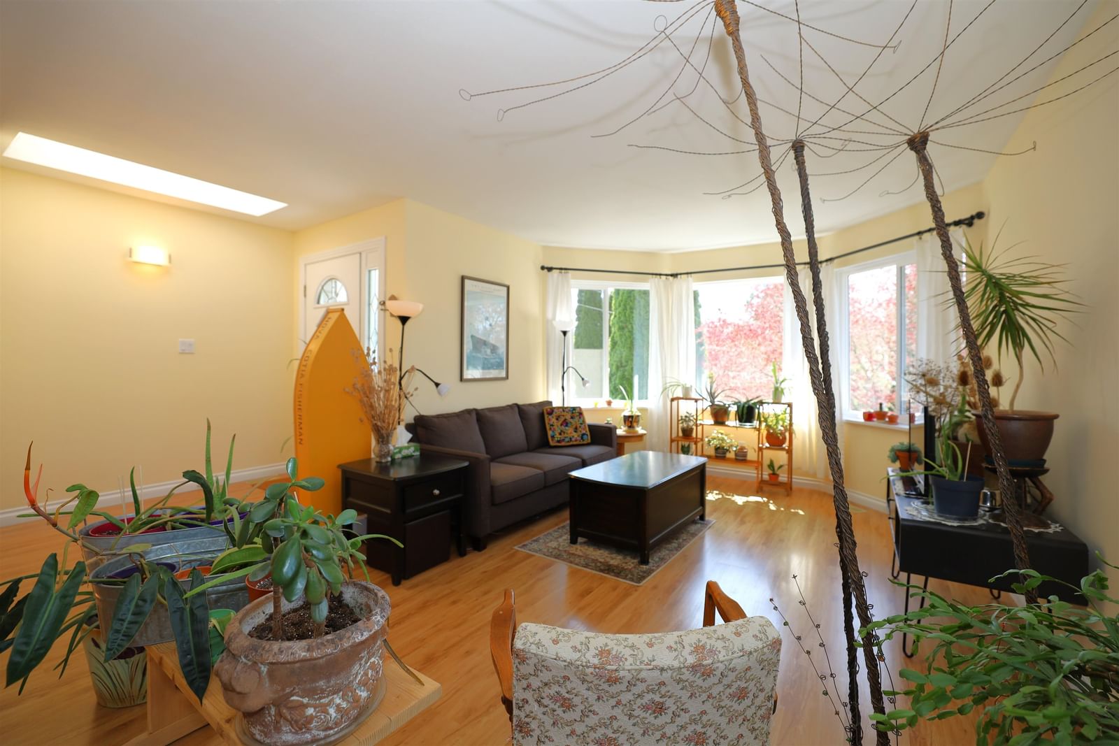 Listing Image 8