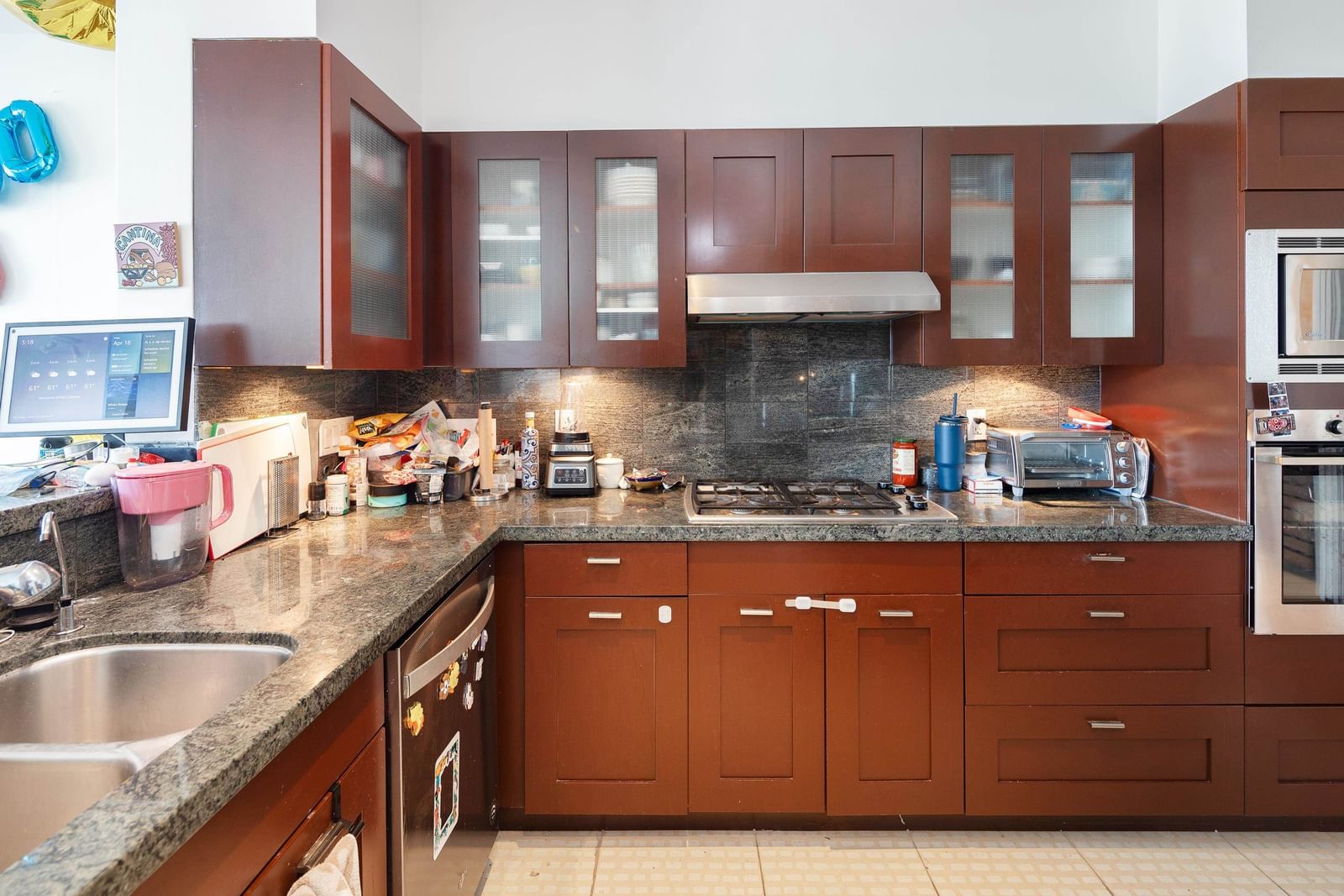 Listing Image 8