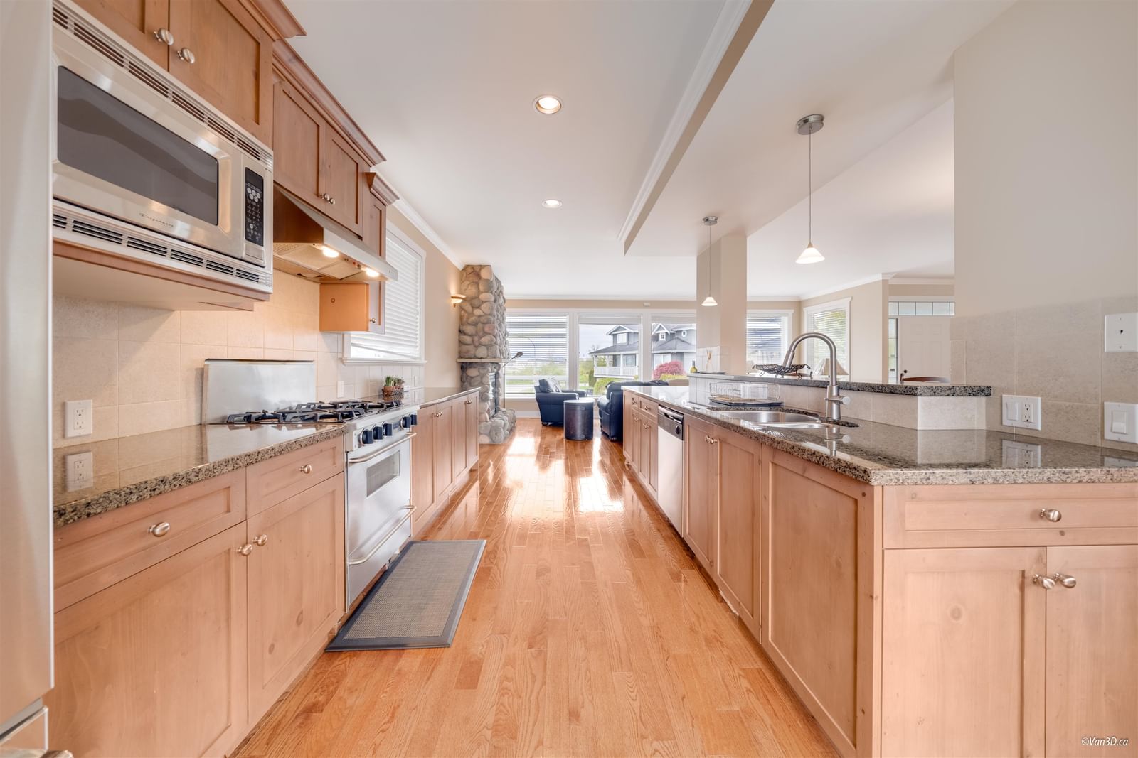 Listing Image 18