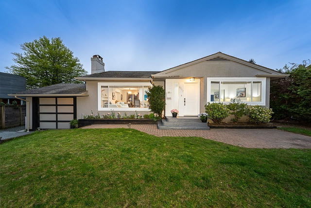 2777 Newmarket Drive