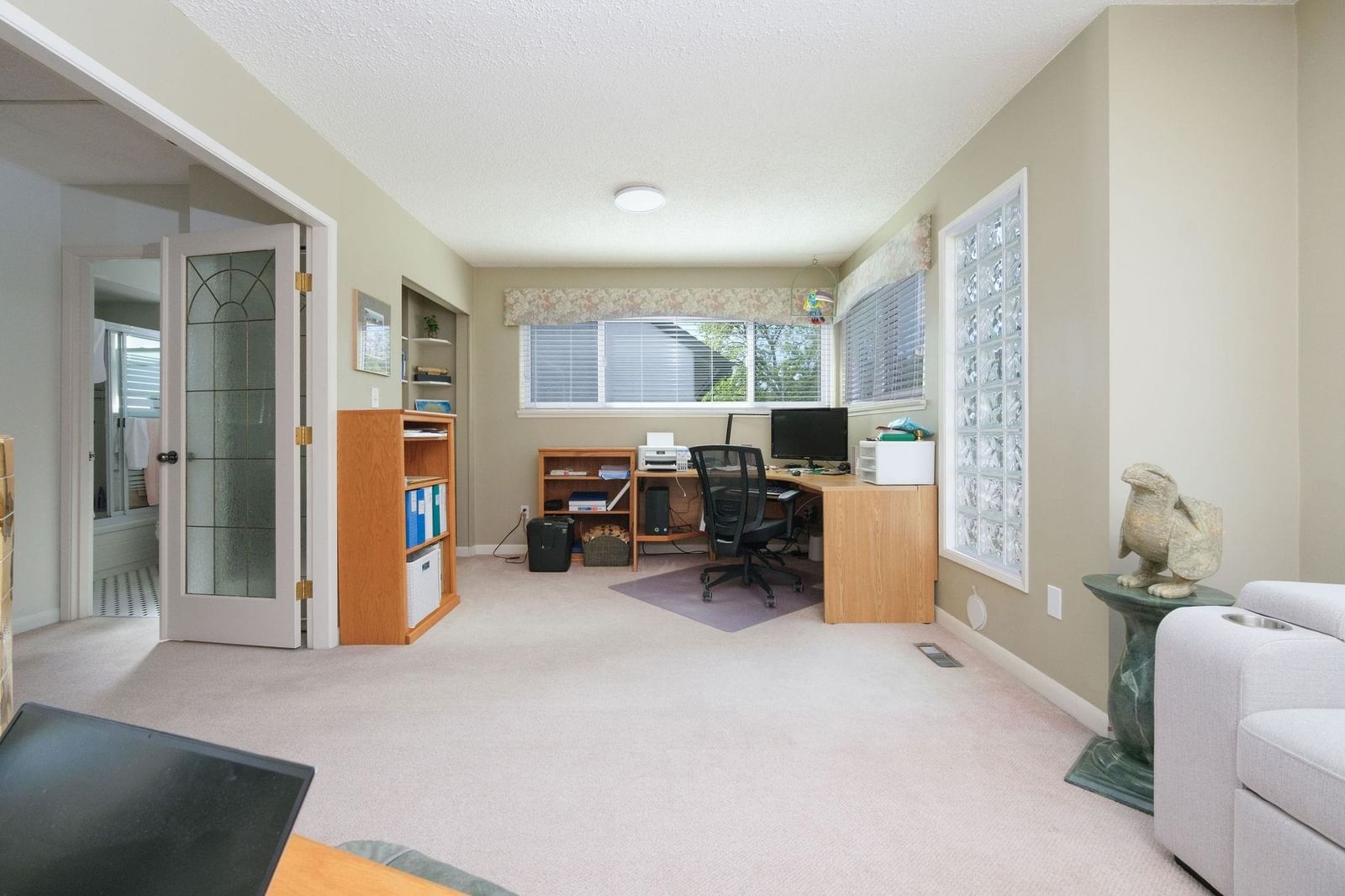 Listing Image 27