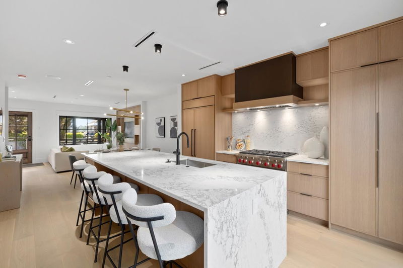 2505 37th Avenue W, Vancouver, British Columbia