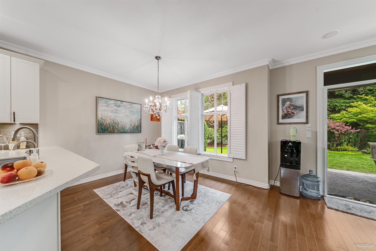 Listing Image 16