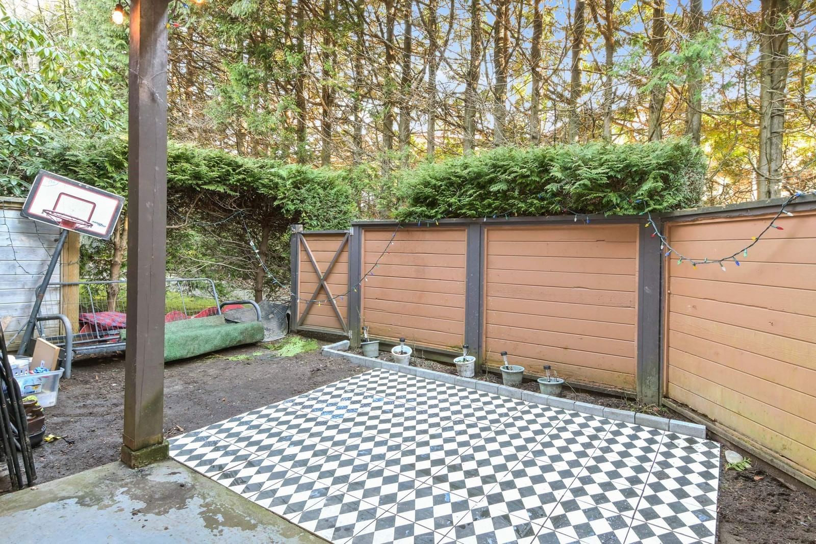 Listing Image 16