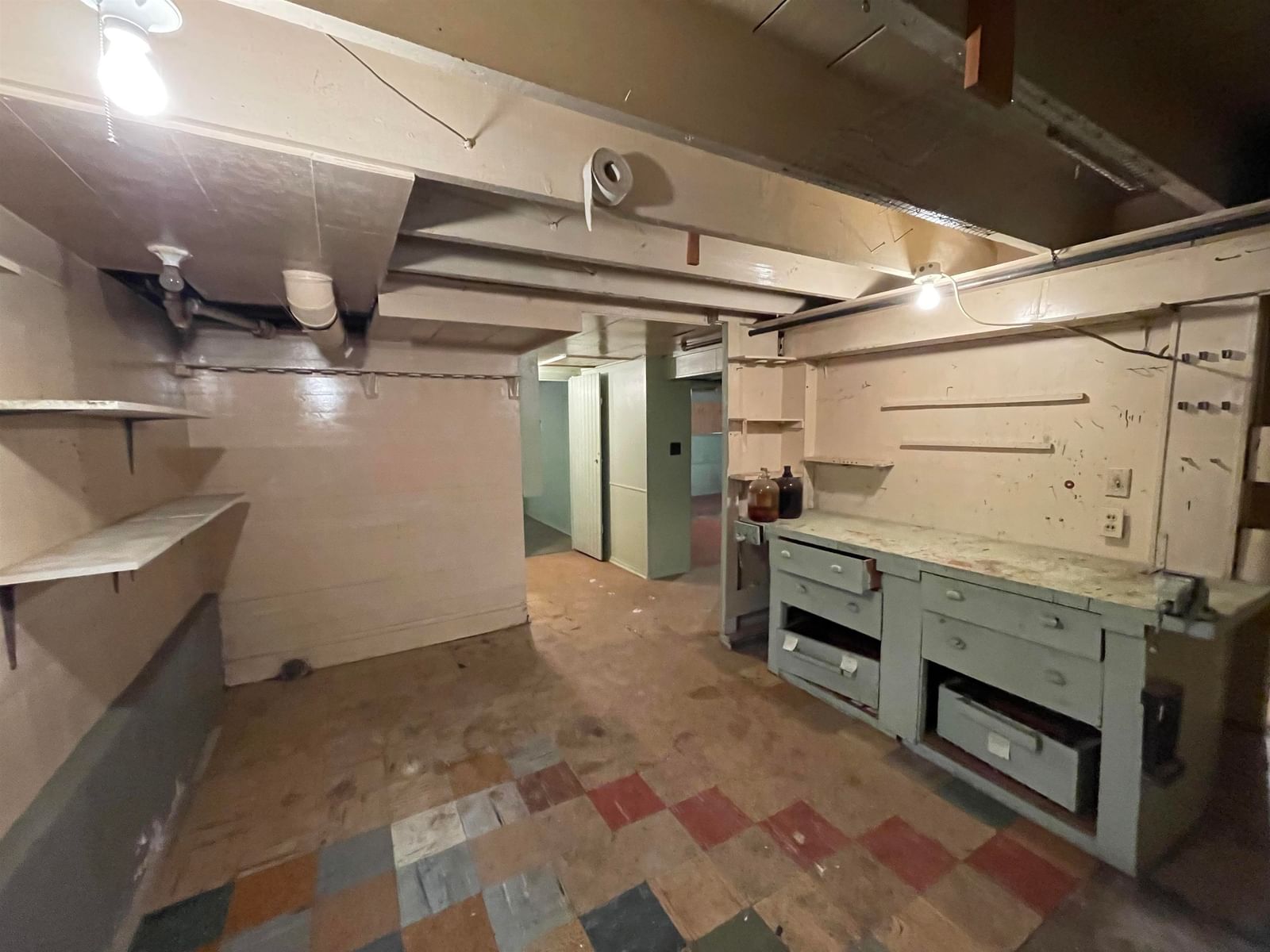 Listing Image 16