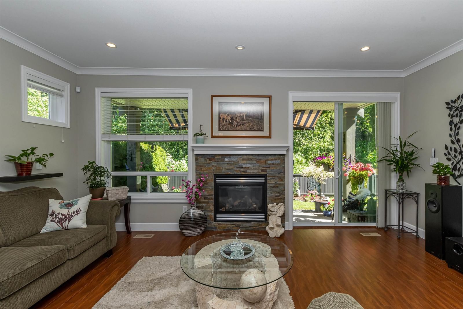 Listing Image 16