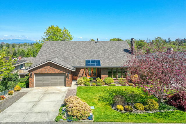 104 Woodland Drive