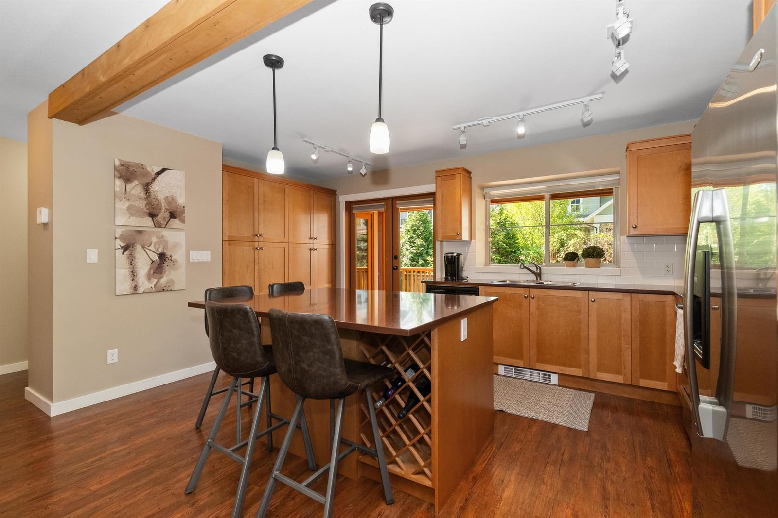 Listing Image 13