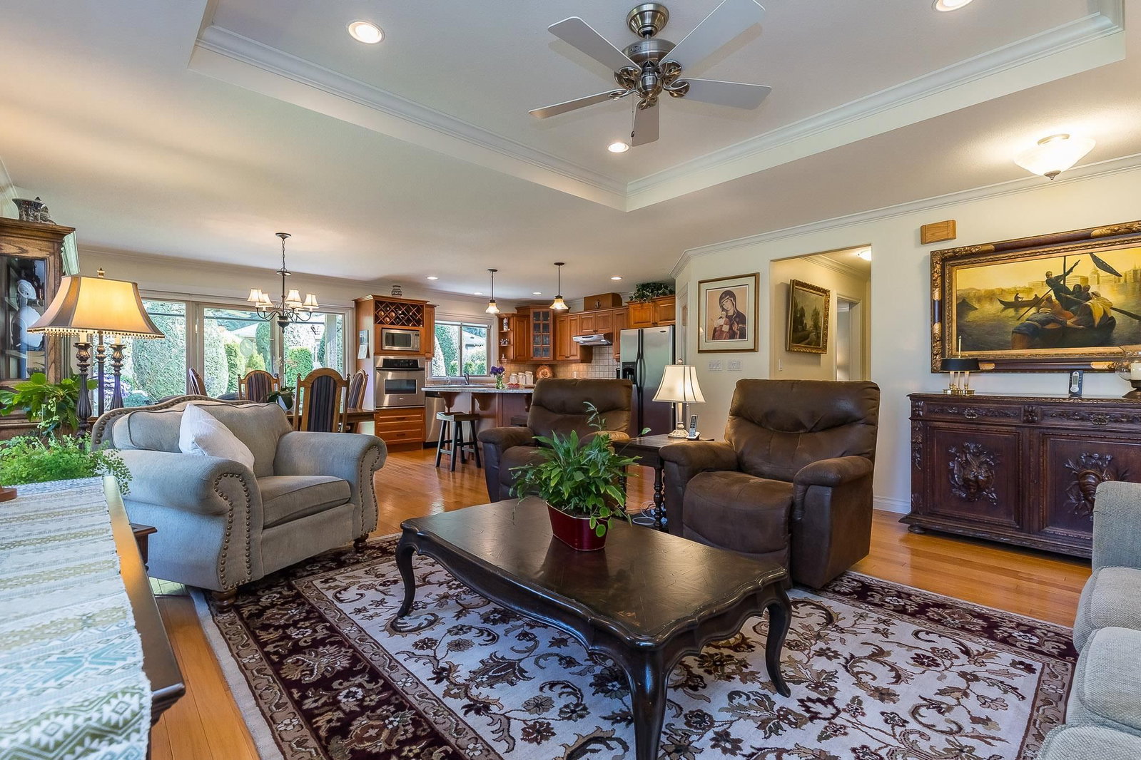 Listing Image 15