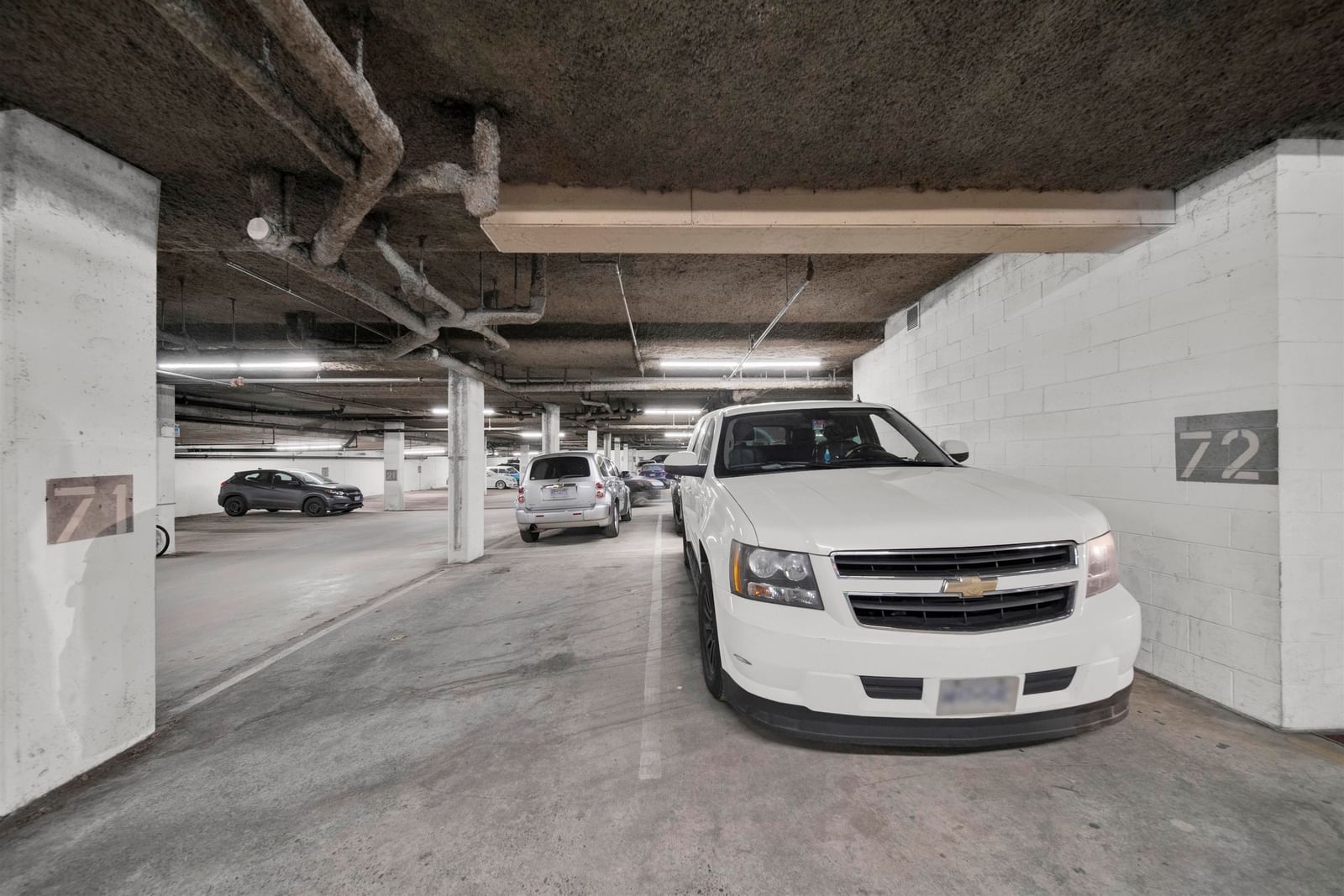 Listing Image 13