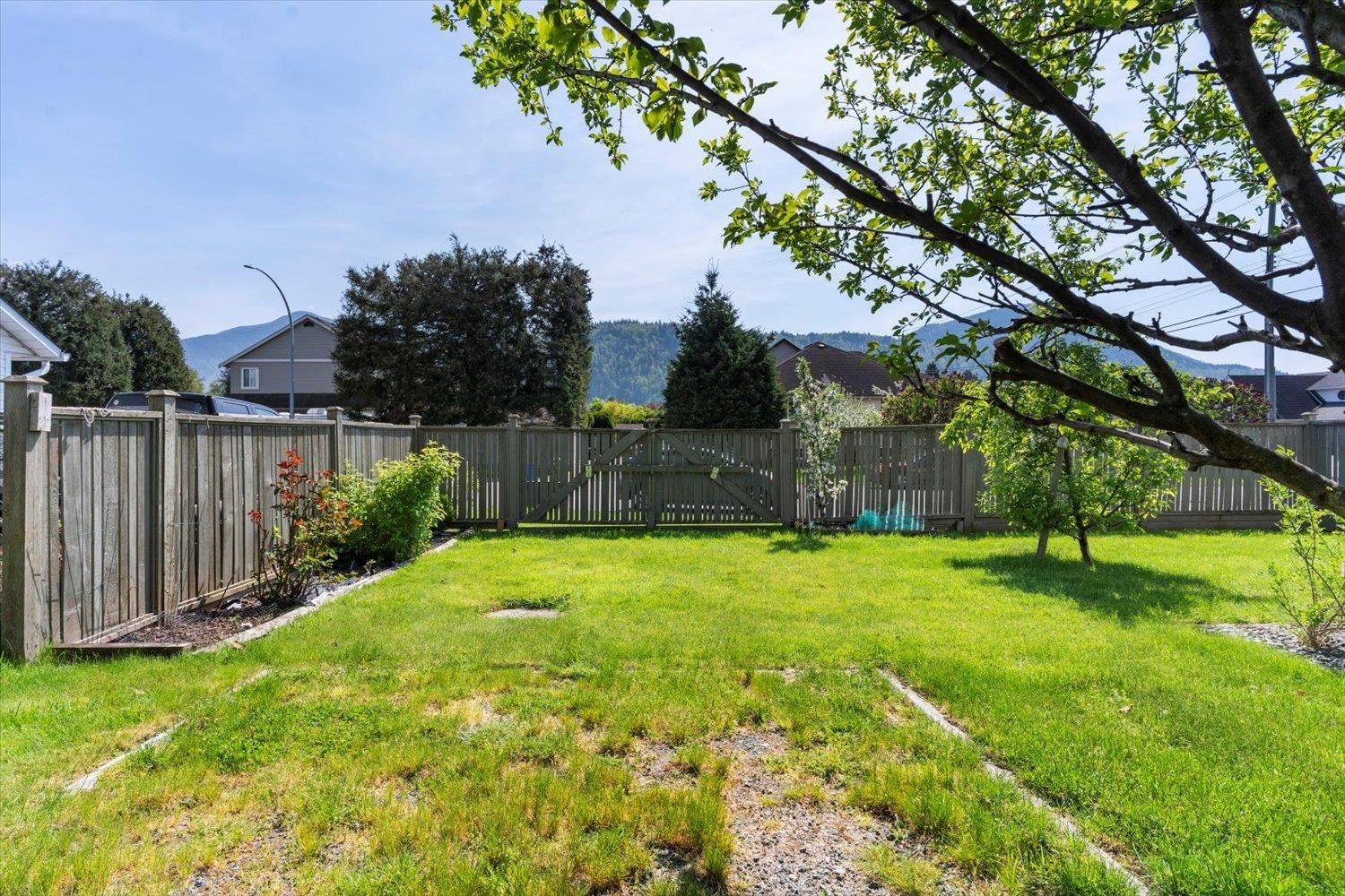 Listing Image 28
