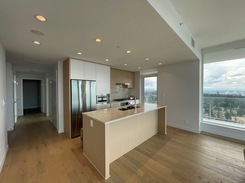 4604 - 567 Clarke Road, Coquitlam, V3J 0K7 | Image 2