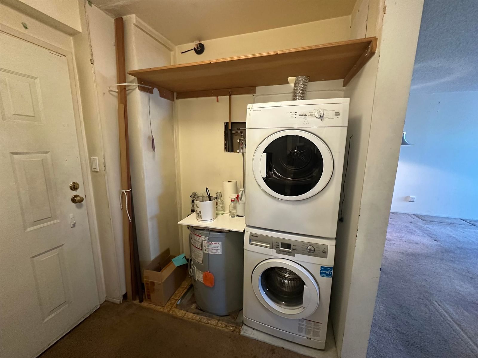 Listing Image 8