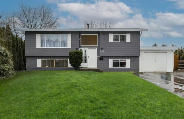 9476 Paula Crescent