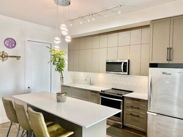 103 - 17578 57a Avenue