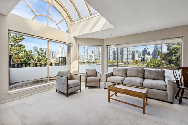 PH2 - 1859 Spyglass Place