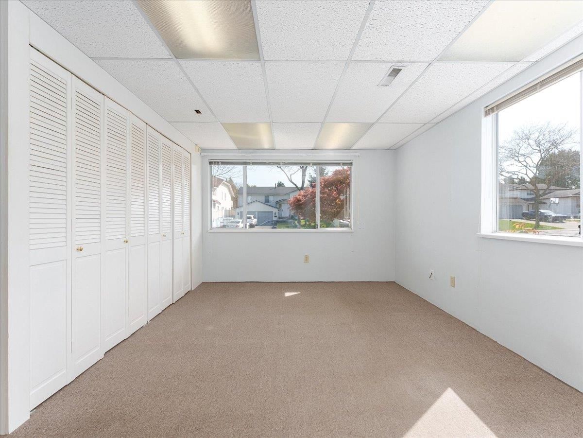 Listing Image 24