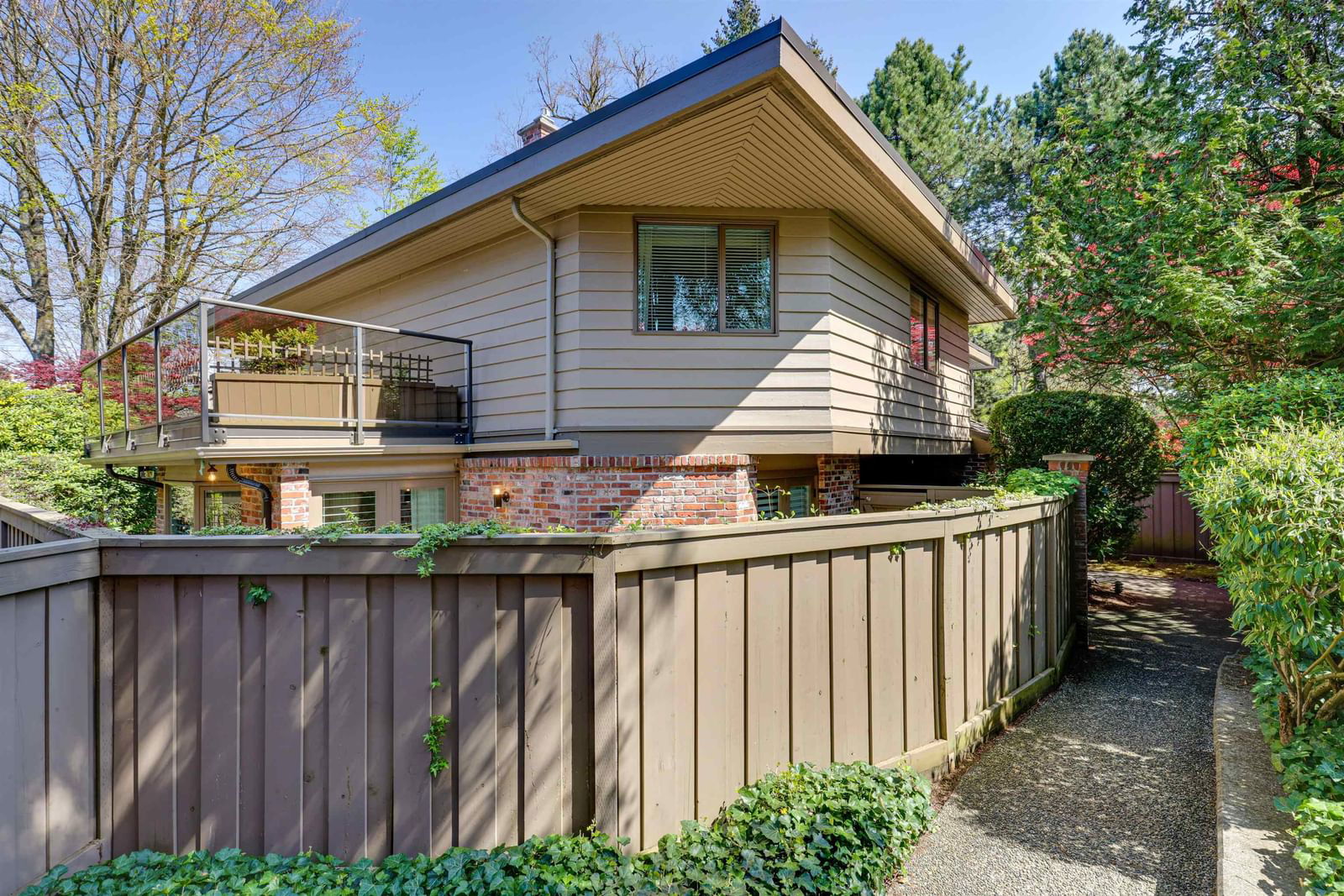 Image of home for listing MLS® R2994798