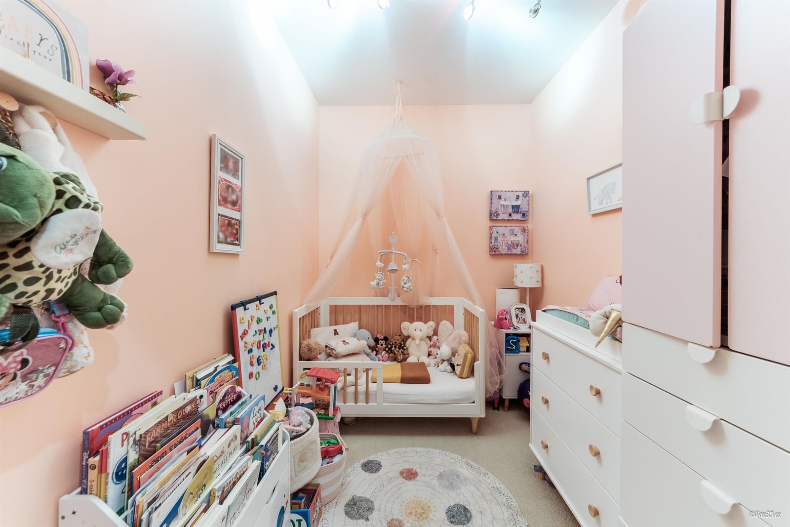 Listing Image 11