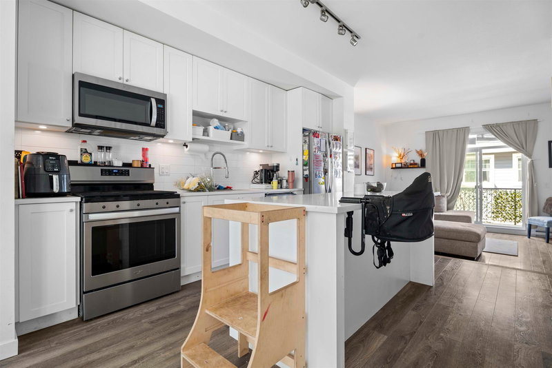 8 - 16678 25 Avenue, Surrey, V3Z 0Z2 | Image 3