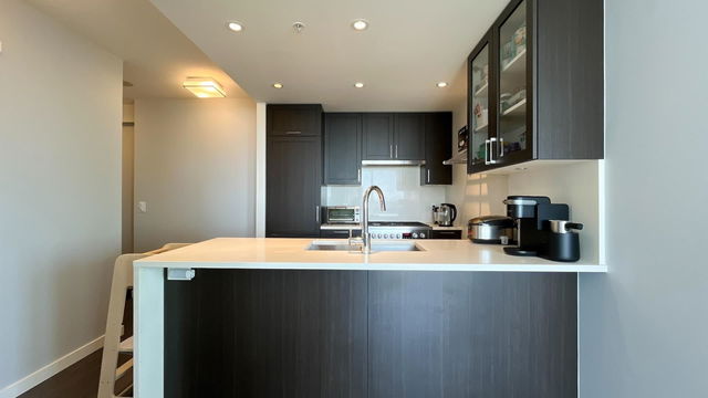 1809 - 5665 Boundary Road