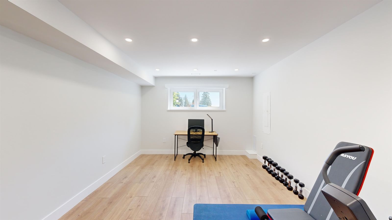 Listing Image 20