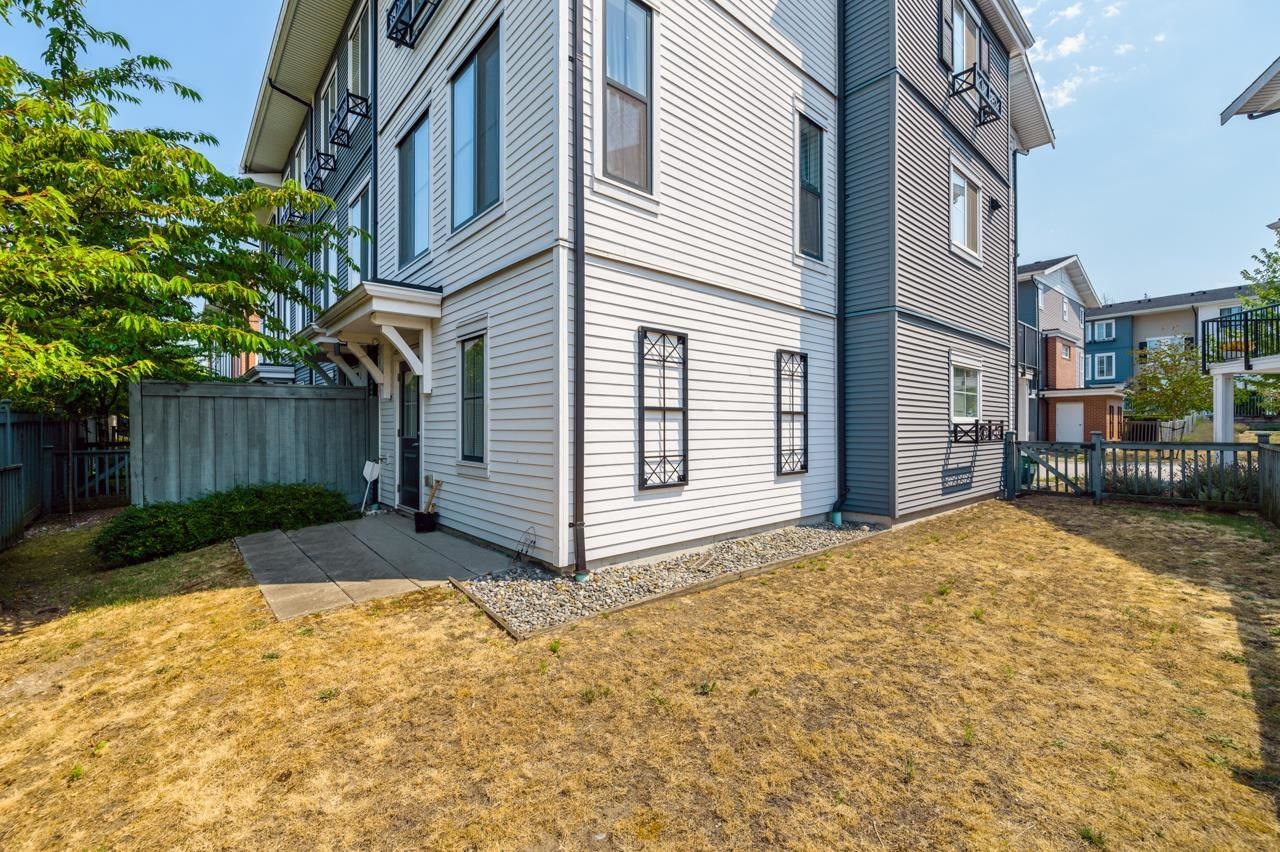 Listing Image 23