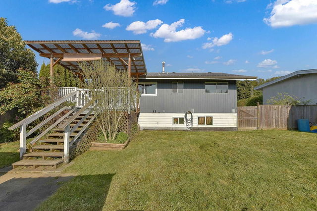 10113 Manor Drive
