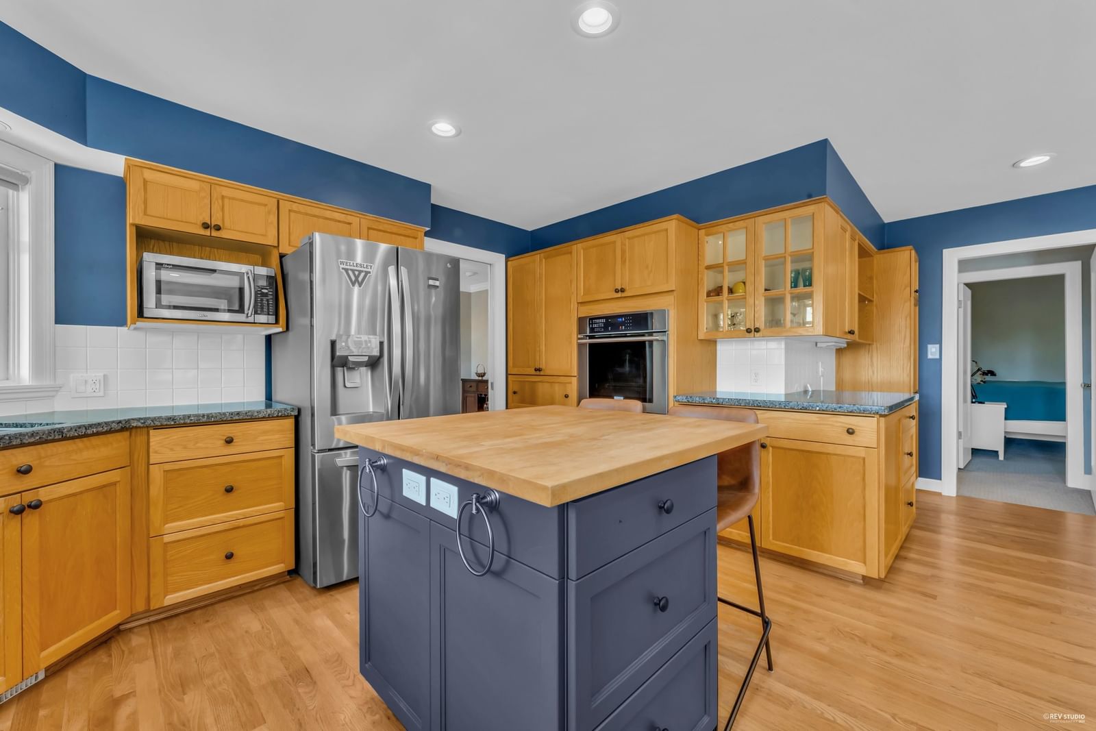 Listing Image 14