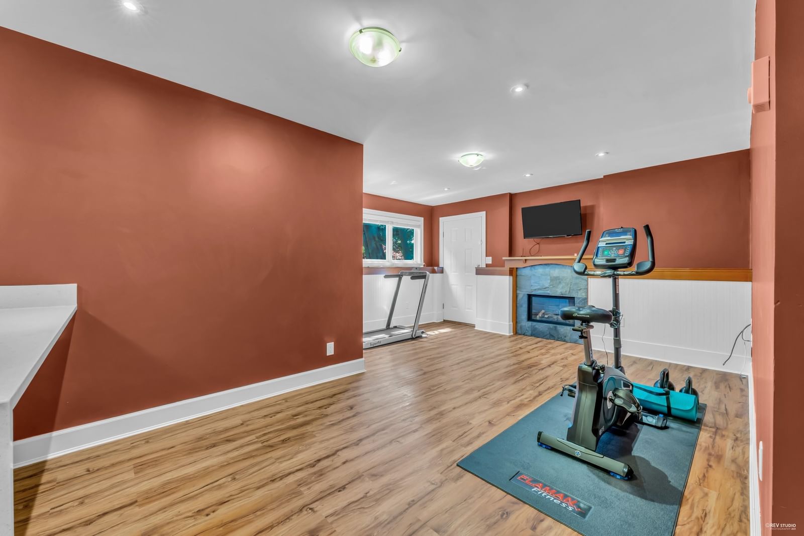 Listing Image 33