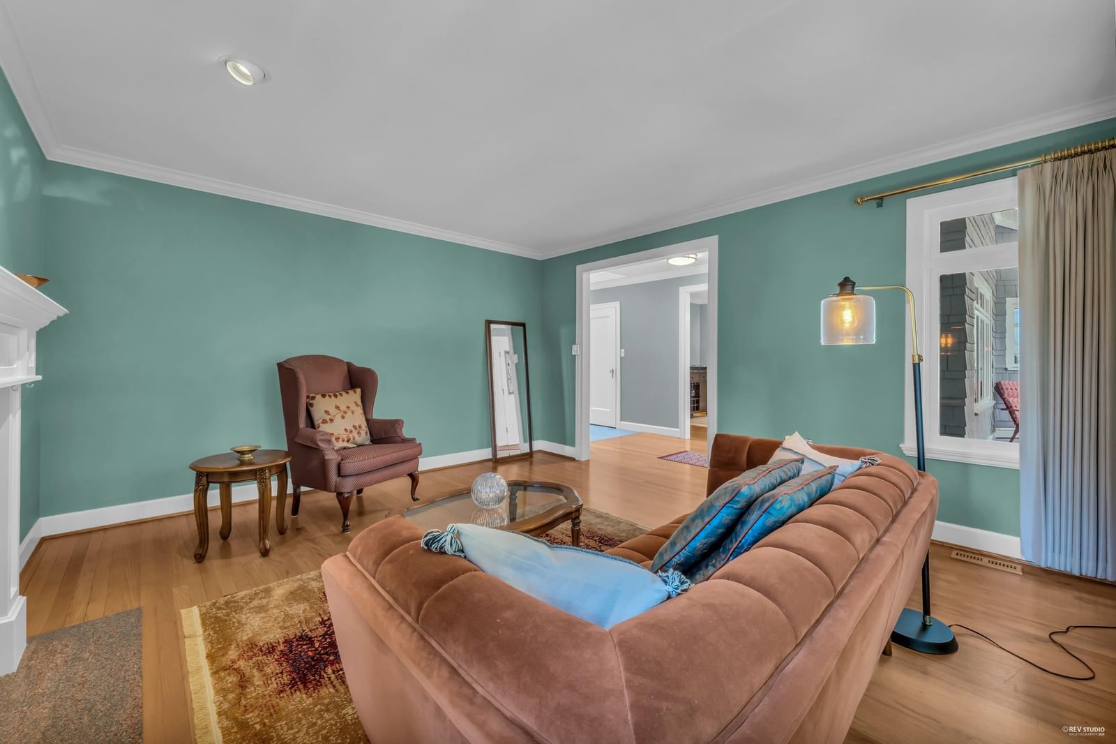 Listing Image 8
