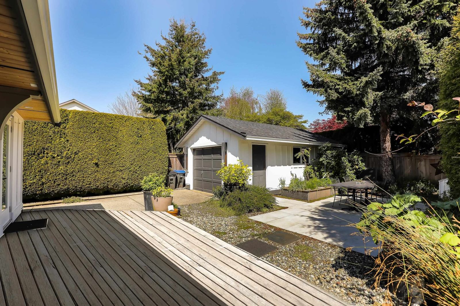 Listing Image 17