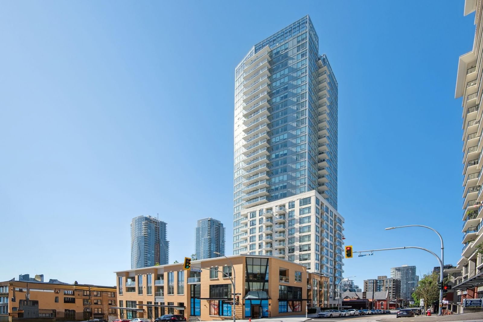 Listing Image 1