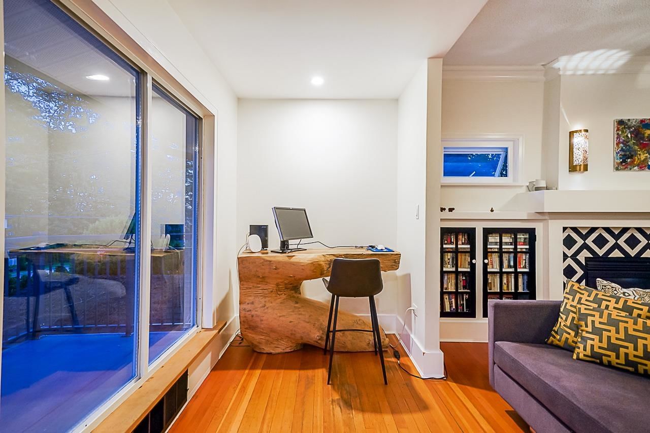 Listing Image 9