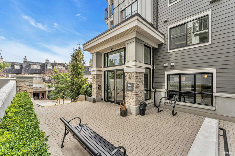 310 - 202 Lebleu Street, Coquitlam, V3K 4L6 | Image 2