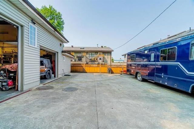 2720 Boundary Road