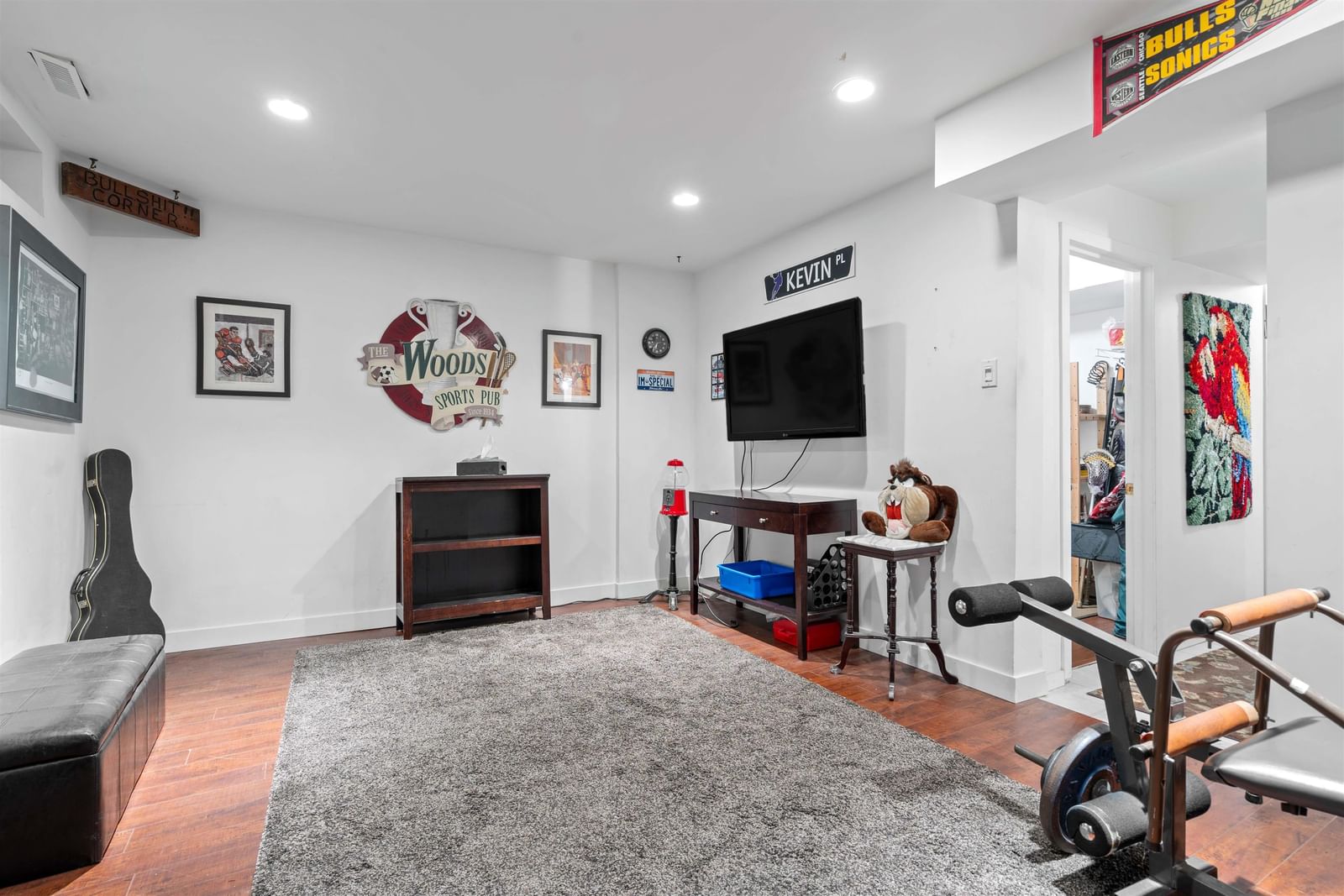 Listing Image 14
