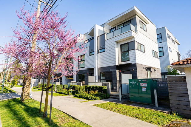 158 Woodstock Avenue