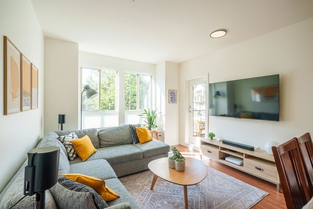314 - 225 Francis Way