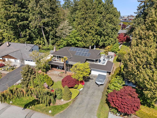 998 Pacific Drive