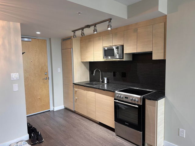 12XX - 489 Interurban Way