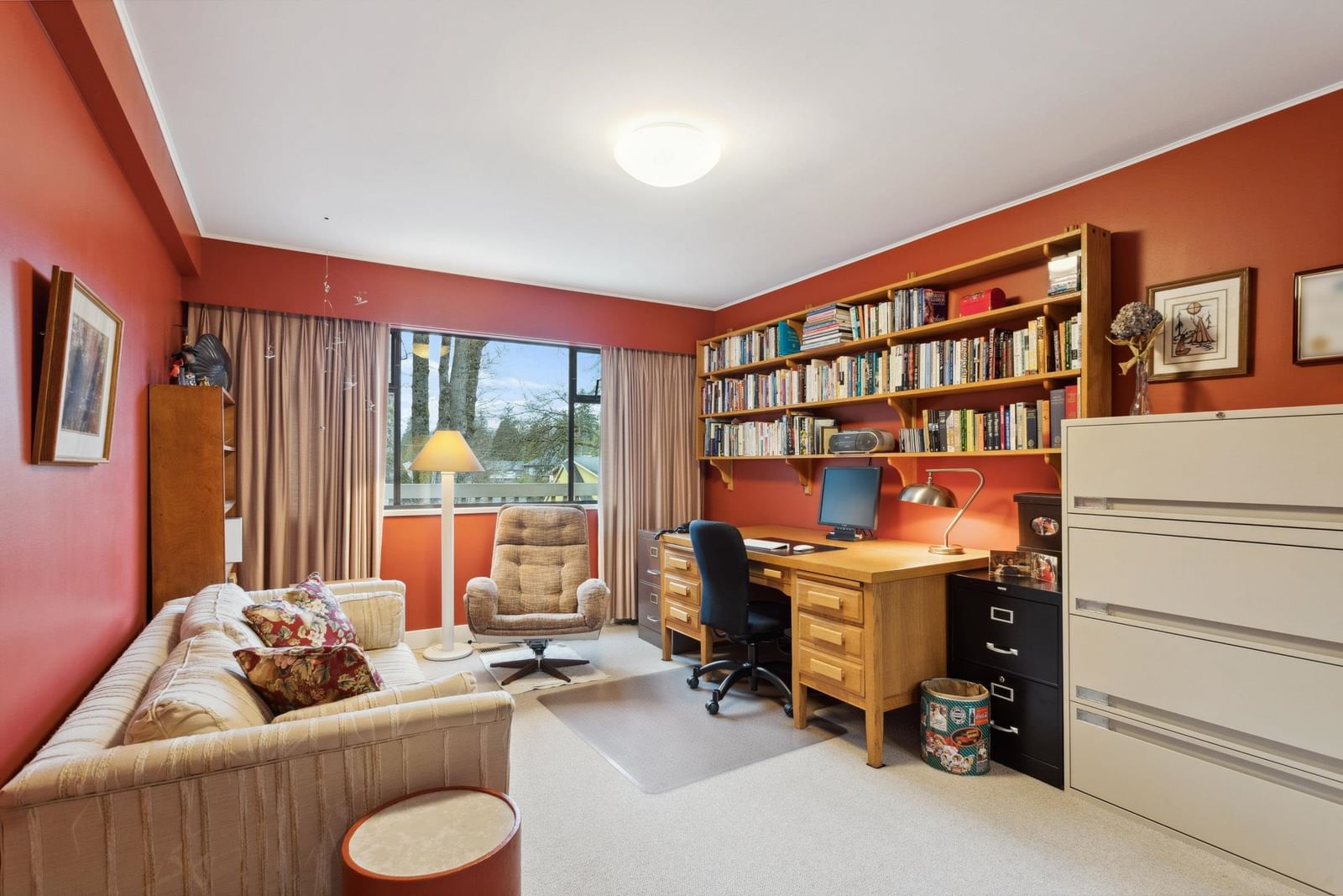 Listing Image 12