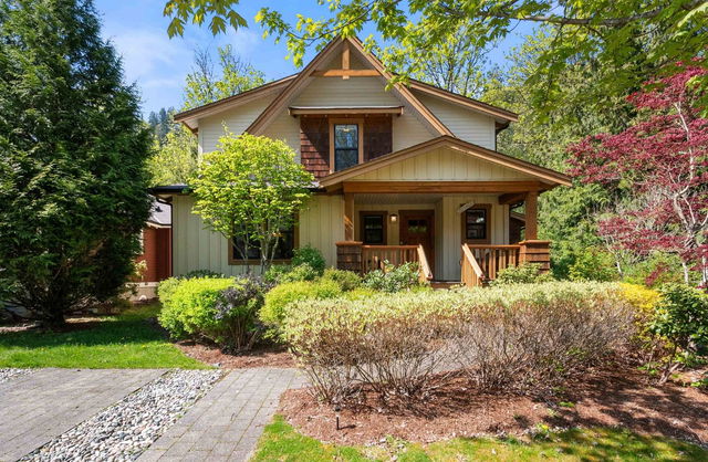 1869 Blackberry Lane