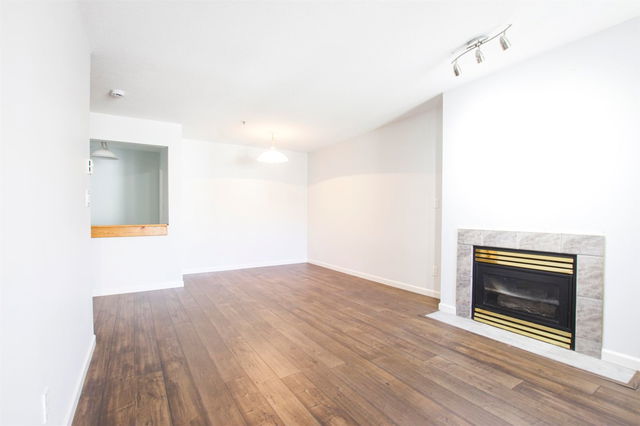 404 - 22351 St Anne Avenue