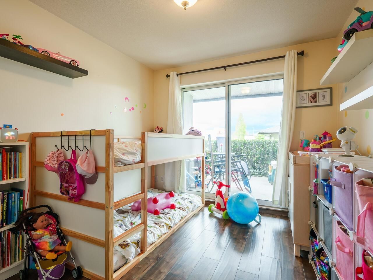 Listing Image 15