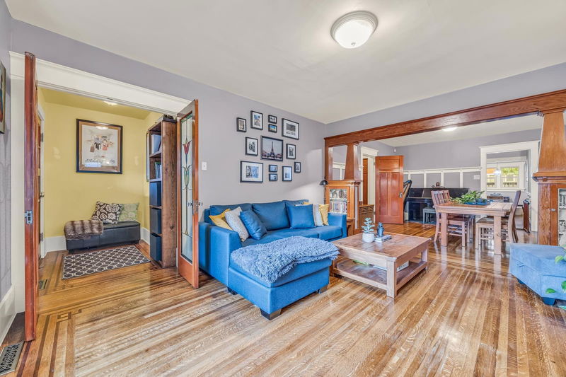 Image of home for listing MLS® R2995628