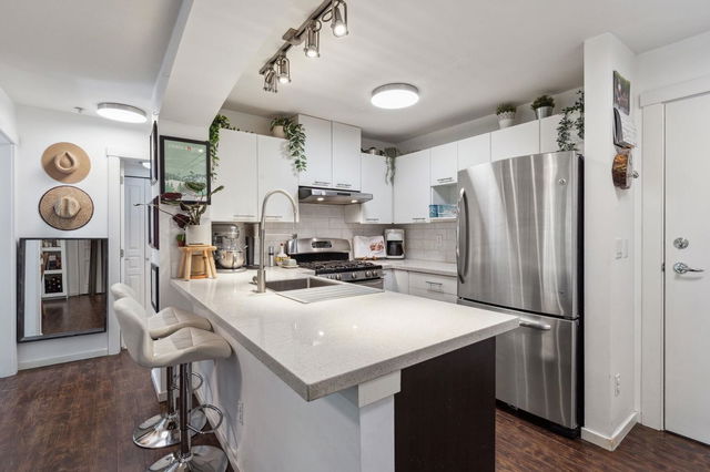 205 - 9319 University Crescent